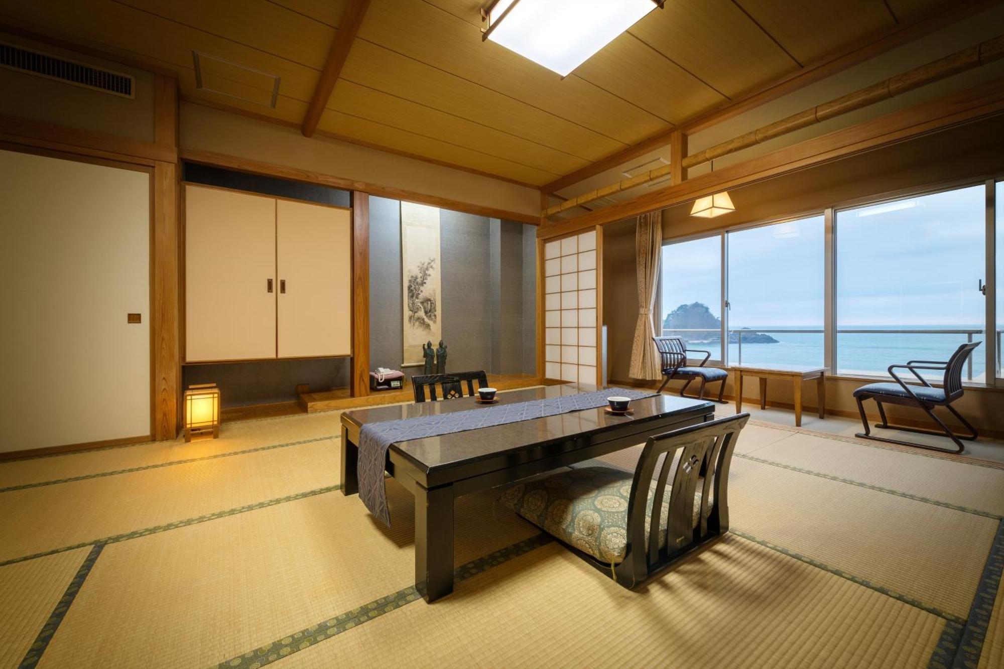 Yura Onsen Yaotome Hotel Tsuruoka Exterior photo